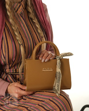 کیف زارا مقوایی شالدار